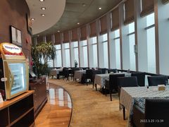 -厚街国际大酒店·360度旋转餐厅