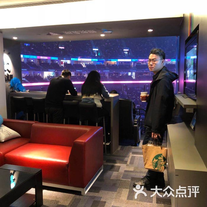 梅赛德斯-奔驰文化中心