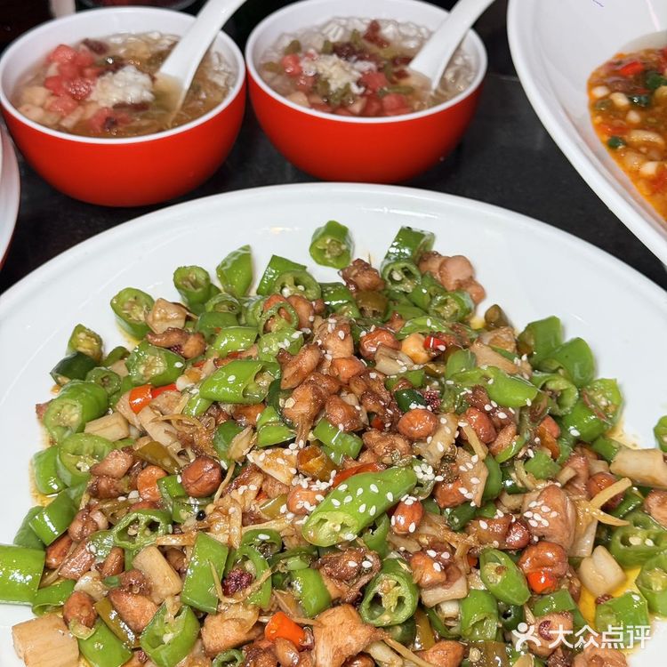 在上海一定要到这家吃下川渝美味江湖菜🥢