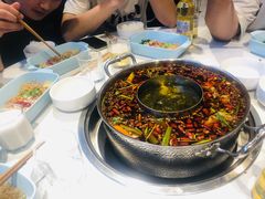 -蛙两只美蛙鱼头火锅(恒茂店)