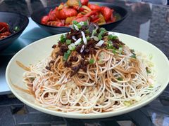 凉面-巴厘龙虾·榜首油焖大虾(洞庭·艺术洋房店)