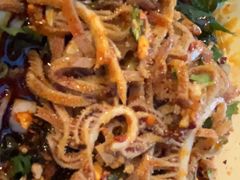 -拈签一笑黄牛肉辣卤串串