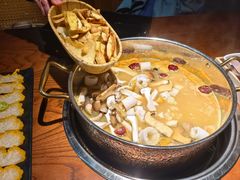 -花菇朵·云山雀 ll 野生菌火锅·精品云南菜(万柳店)