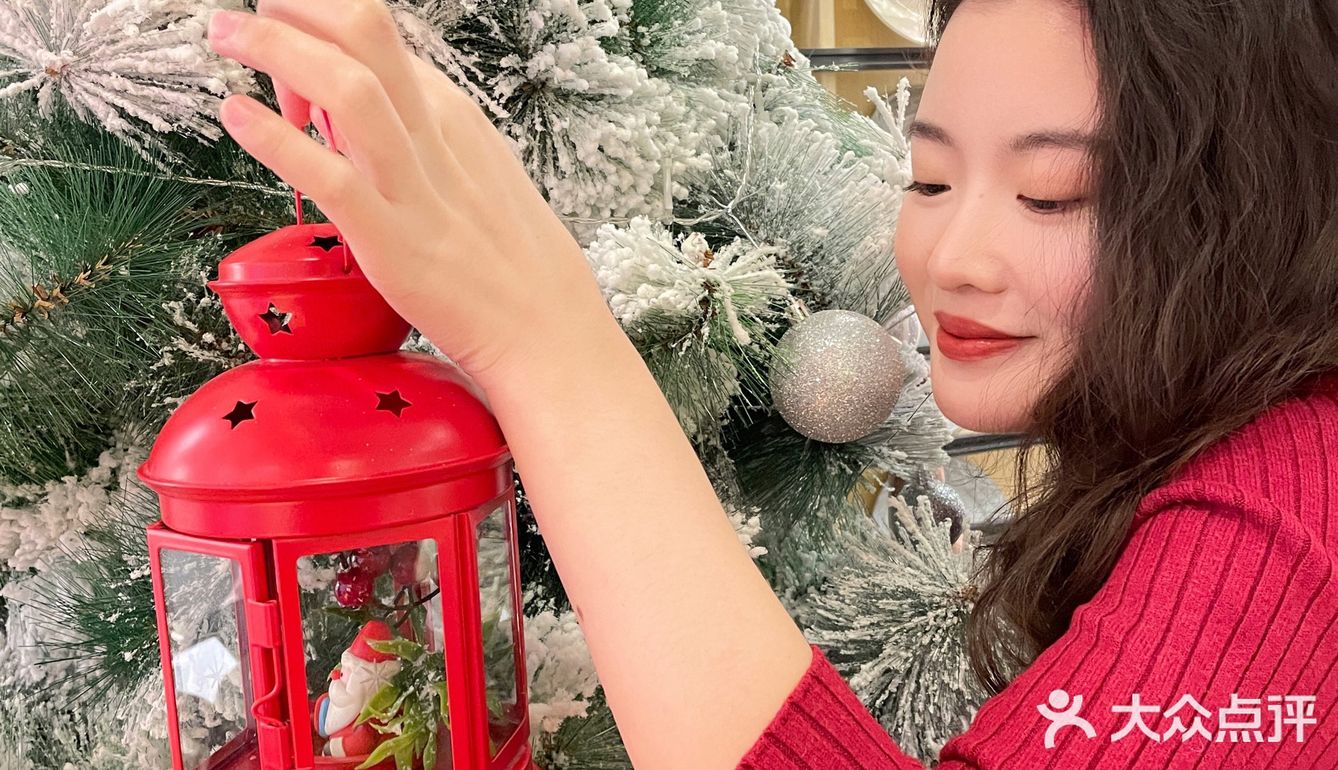 是人就免不了俗‼️圣诞节🎄网红甜品店一窥