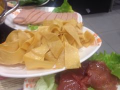 -呷哺呷哺(哈尔滨红博购物广场店)