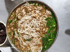 -正宗杨记普洱酸醋米线(总店)