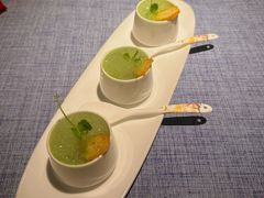 法式蒜香蜗牛-弦月窗LUNETTE BY AMANDA(复兴路店)