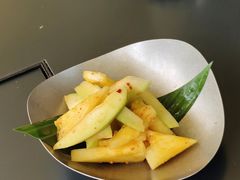 酸嘢青芒果-Ameigo梅果·云贵川bistro(长宁来福士店)