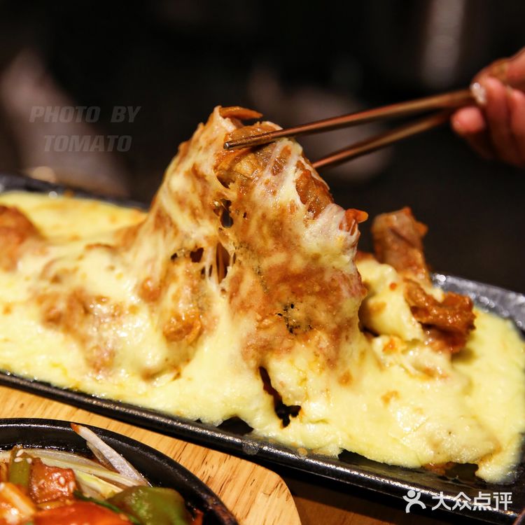 深圳探店｜排队1小时我在烤肉店吓到尖叫