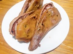 -黑猫馋纸包鱼(阳光店)