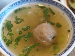 -潮界(LU·ONE凯德晶萃广场店)