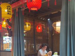 -头上红煨盐鸡·非遗院子餐厅