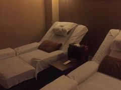 -颐而康按摩(八一桥总店)