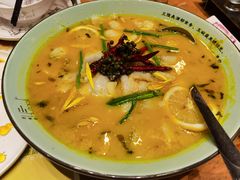 老坛酸菜鱼-贝贝龙虾·音乐餐厅(昌平东关店)