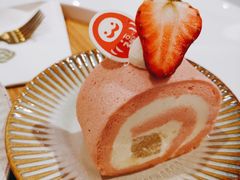 粉色莓莓卷-KNOTKNOT珞珞·日式甜品(K11店)