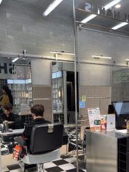 -Devilhands Barbershop男士理容店