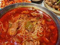 -金龙烧烤·牛肉面(西塔店)