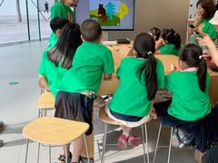 -Apple零售店(华贸购物中心店)