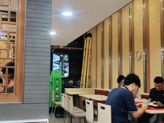 -魏家凉皮(黄雁村店)
