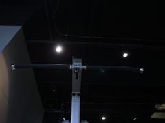 器械区-GMJ·24H健身房(北外滩店)