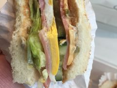 -巴黎贝甜(大宁国际商业广场店)