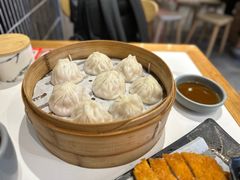 -馋三尺蟹粉小笼(人民广场店)