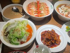 -新白鹿餐厅(滨江银泰店)