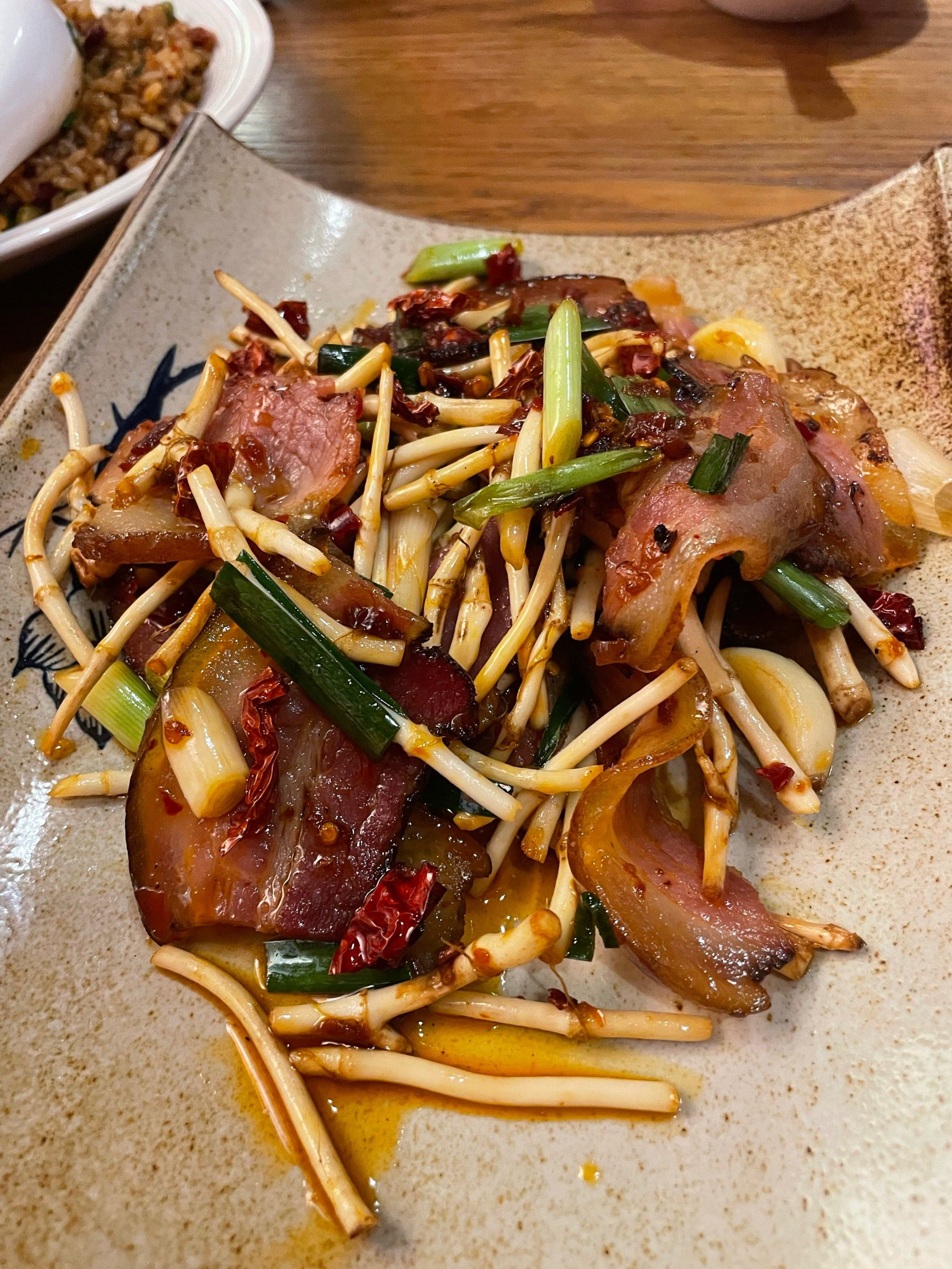 好吃的折耳根炒腊肉!很地道很美味!#贵州