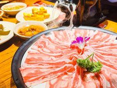 -老牌坊云南鱼豆花火锅(嵩山店)