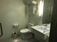 -全季酒店(上海火车站天目西路店)