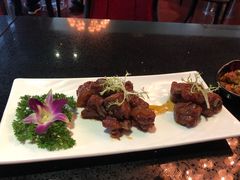 -铜锣湾·有麝自然香(渝北财富中心店)