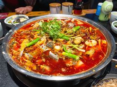 -小饕荟雅安贡椒鱼鲜馆(广福桥店)