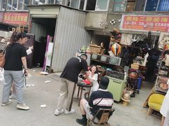 -亮佳鸿华二手市场