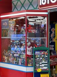 -16TOYS中古玩具铺(崇文门店)