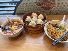 -佬钱湾仔(衣裳街店)