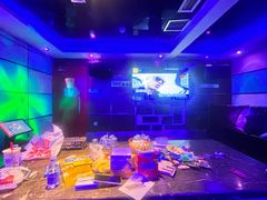 -糖果风尚KTV(犀浦店)