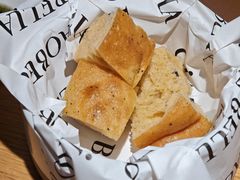 -俏贝拉(裕后街店)