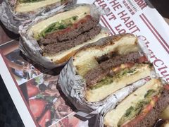 -The Habit Burger Grill 哈比特汉堡(复兴soho店)