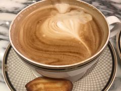 -WOW coffee