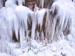 -大平台龙居瀑布旅游区