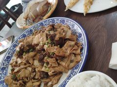 -壹阁胡羊焖饼(特色小吃街店)