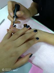 -吉吉靓甲美睫