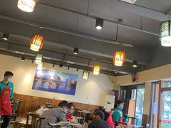 大堂-肖肖酸萝卜鱼火锅(总店)