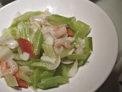 -梁家大院•农家菜(昆山会展中心店)