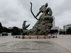 -巴陵广场
