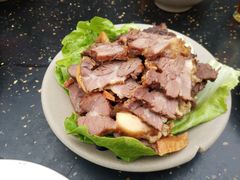 -茅草房·河畔园林火锅