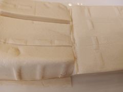白豆腐-正能量脆肉鲩火锅