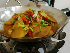 干锅土豆-来韶饭店