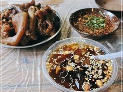 -王万妈卤猪脚(青岩交通路)