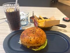 -必胜客(绿地新都会店)